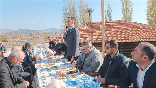 İlçemiz Falı Köyünde Mevlit Yemeği Düzenlendi.